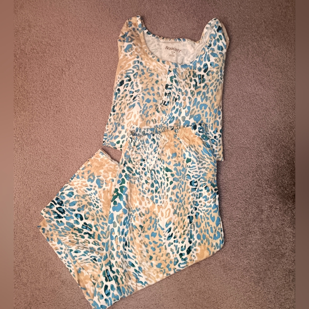 Roaman's Teal and Tan Leopard Print Henley Top 2 Piece Capri Set SZ XXL 26-28